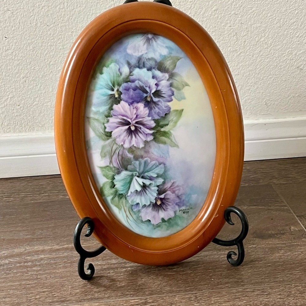 Floral Oval Framed Art 8/11 inch